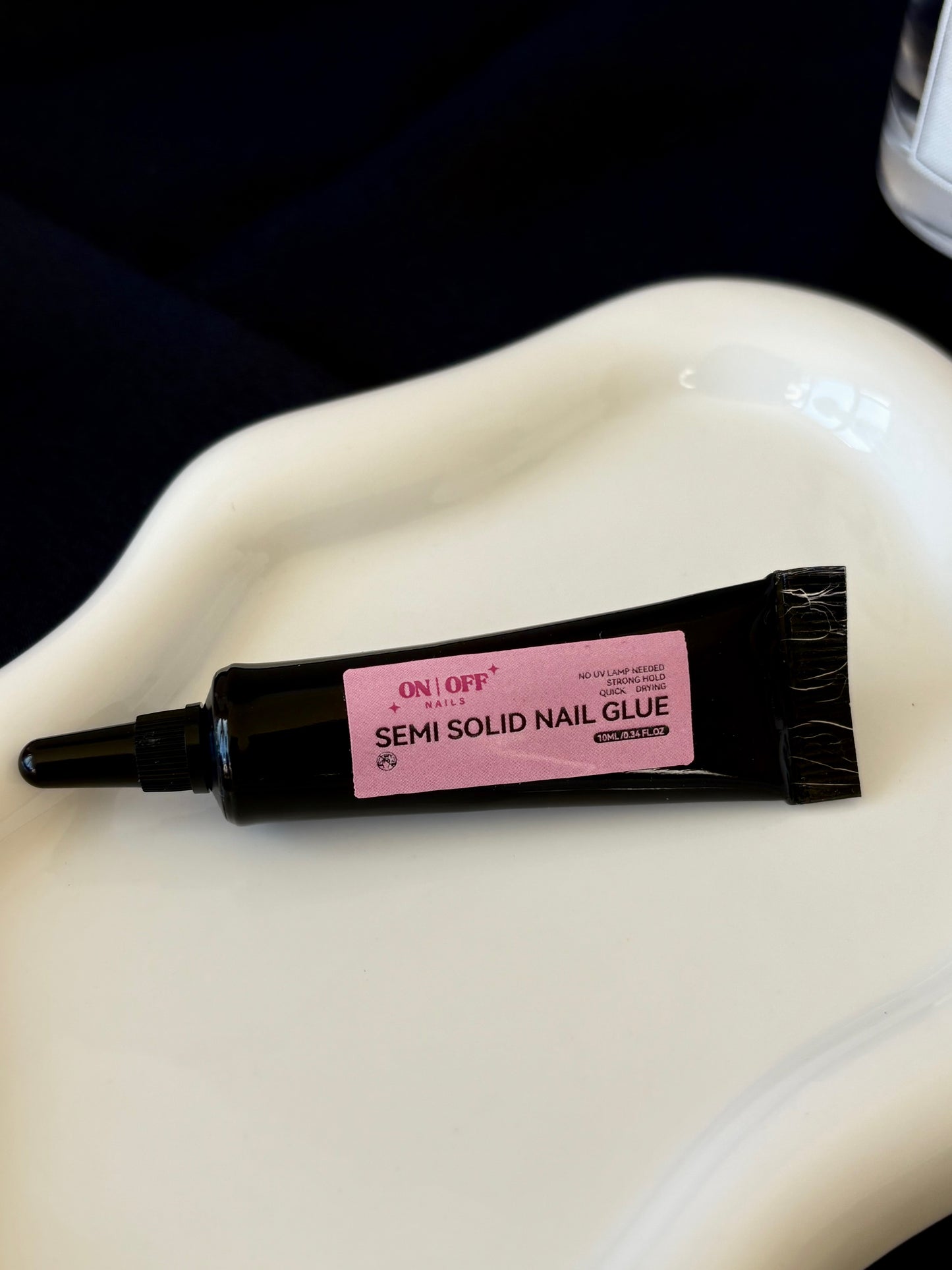 Semi-Solid Nail Glue Gel (10g)